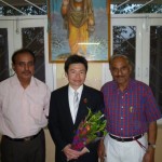 (図1)左がDr A.K Pandey、右がDr S Pandey